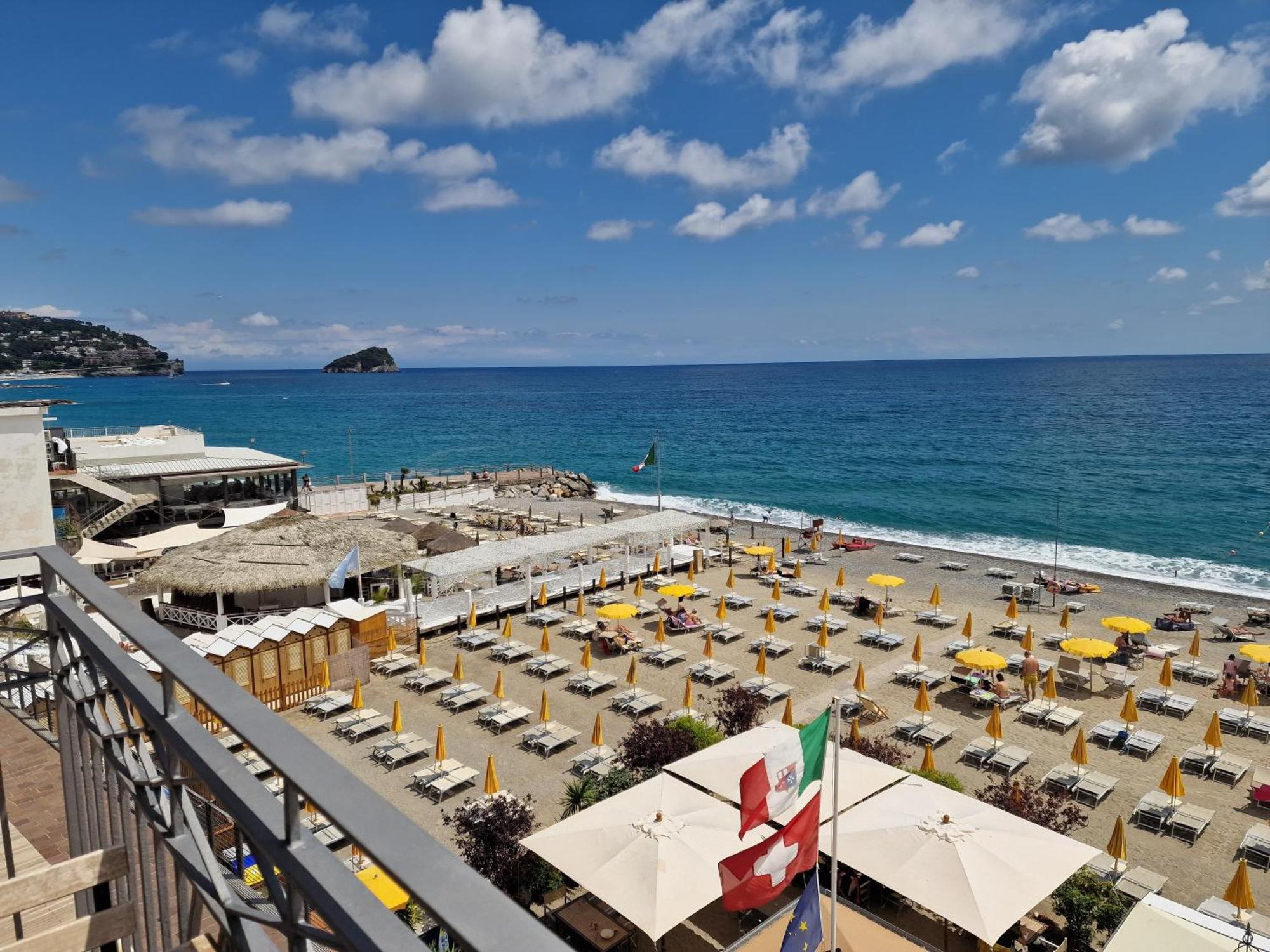 Hotel Miramare Spotorno Chambre photo