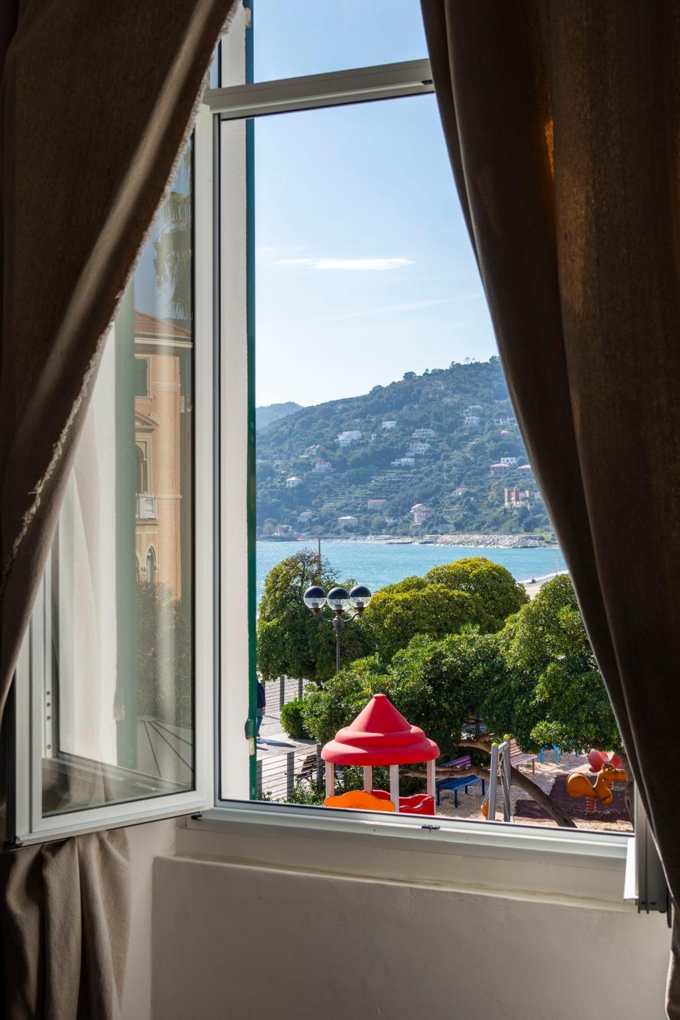 Hotel Miramare Spotorno Chambre photo